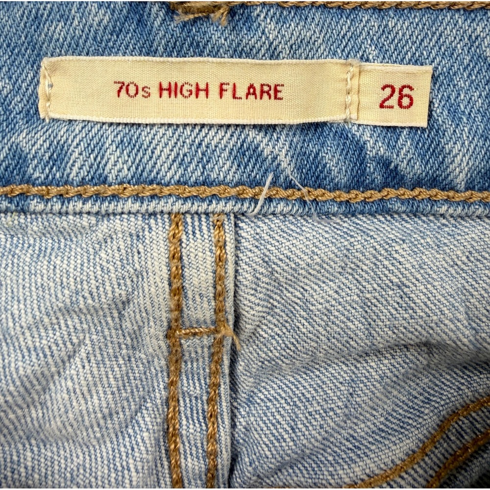 Levis 70s High Flare Jeans Light Wash Distressed Denim Size 26 Retro High Rise - Picture 2 of 7